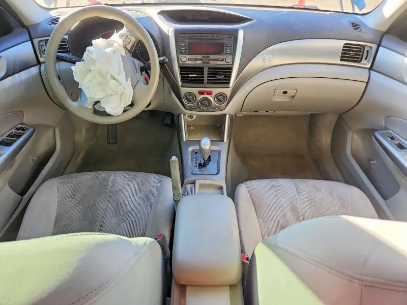 2010 SUBARU FORESTER XS  