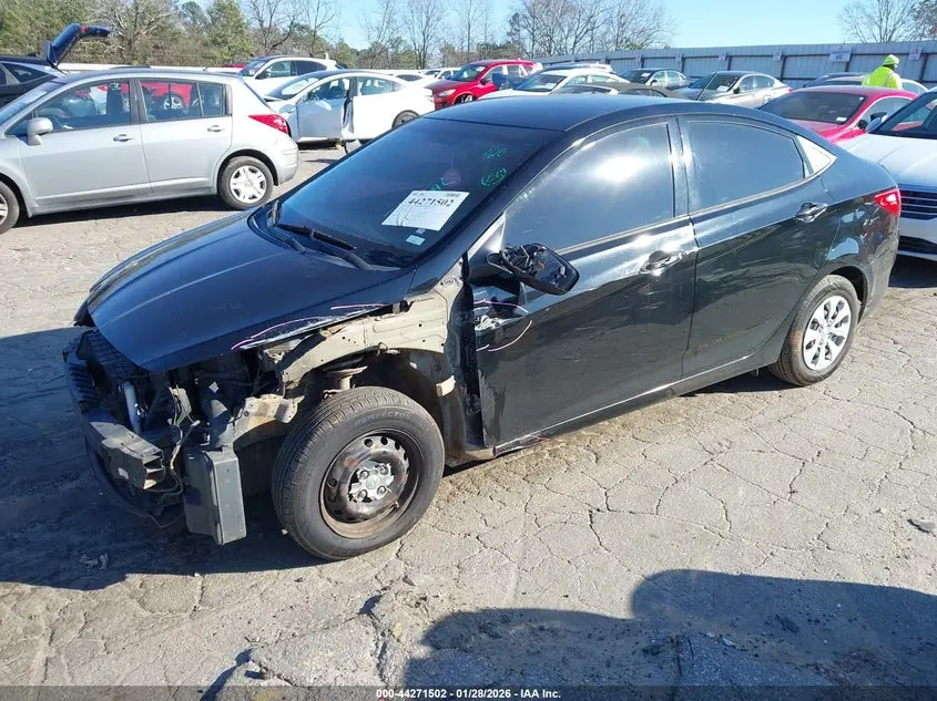 2016 HYUNDAI ACCENT SE