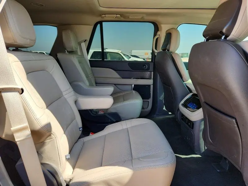 2024 LINCOLN NAVIGATOR   