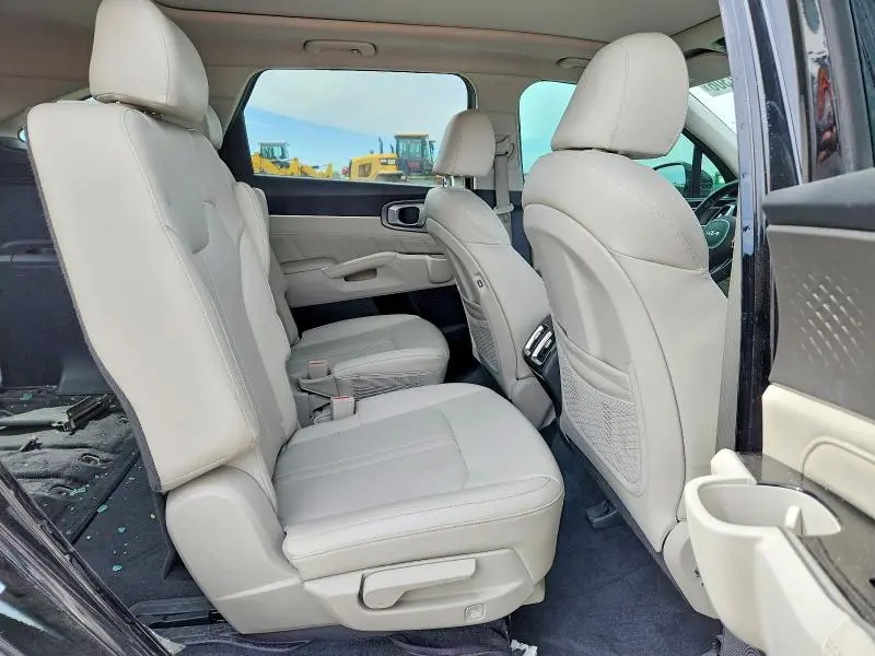 2022 KIA SORENTO SX  