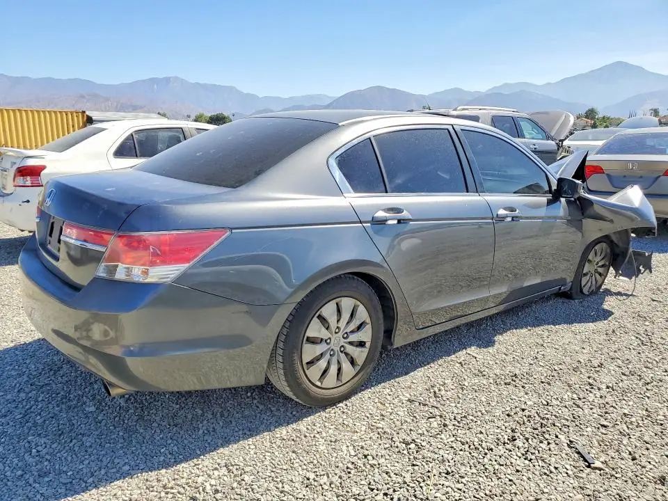 2011 HONDA ACCORD LX  