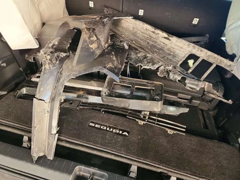 2025 TOYOTA SEQUOIA SR5  