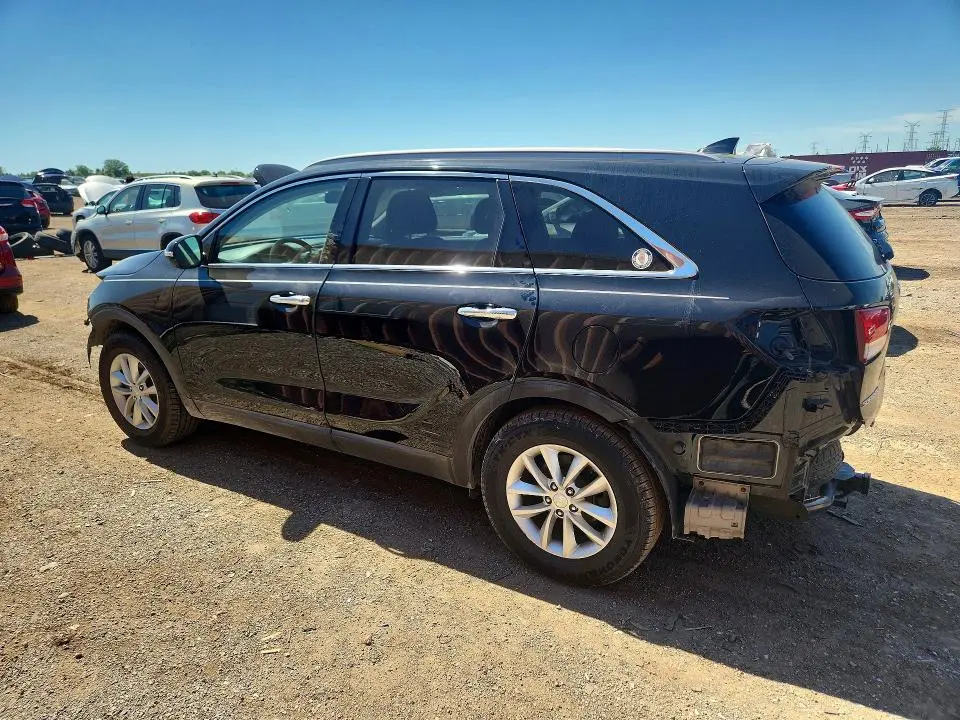 2016 KIA SORENTO LX  