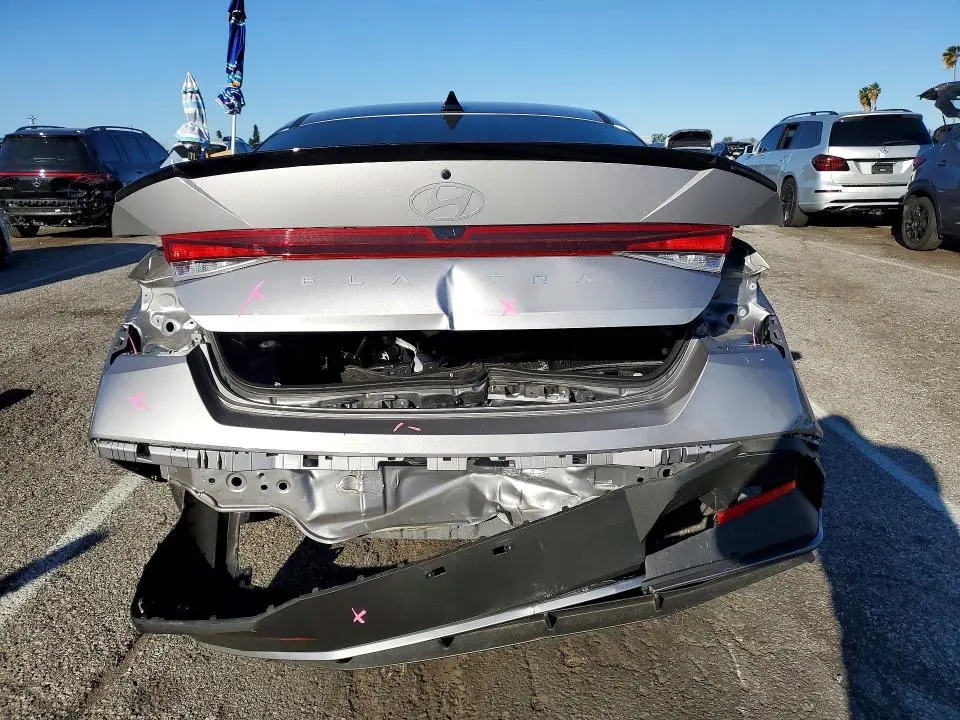 2025 HYUNDAI ELANTRA SEL SPORT  