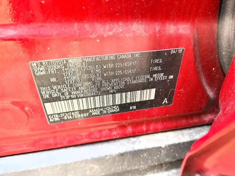 2019 TOYOTA RAV4 XLE  