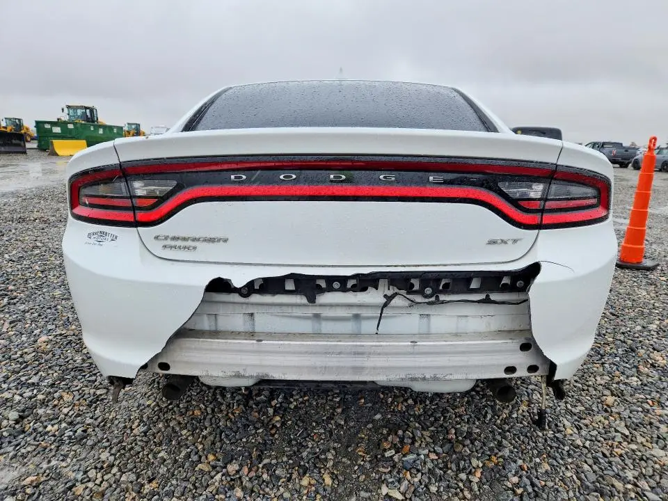 2017 DODGE CHARGER SXT  
