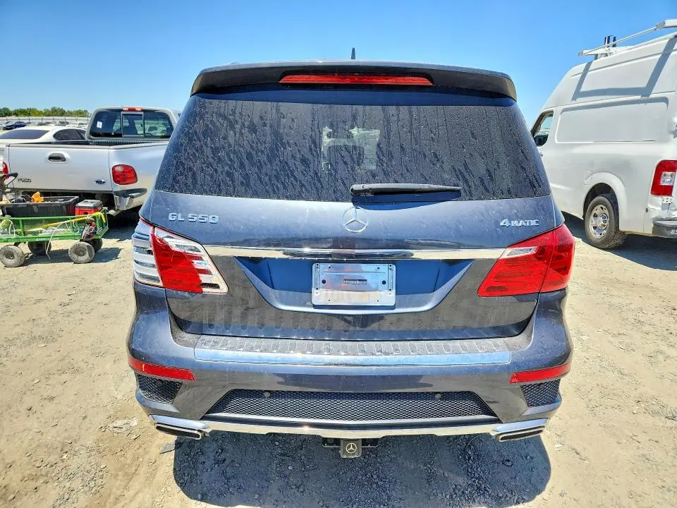 2015 MERCEDES-BENZ GL 550 4MATIC  
