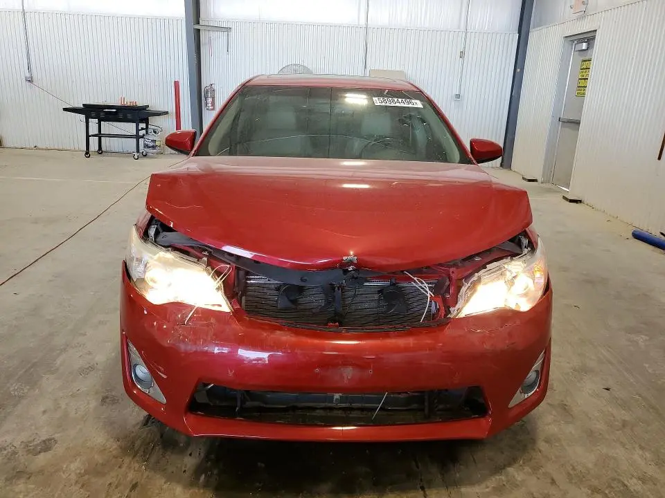 2014 TOYOTA CAMRY XLE V6  