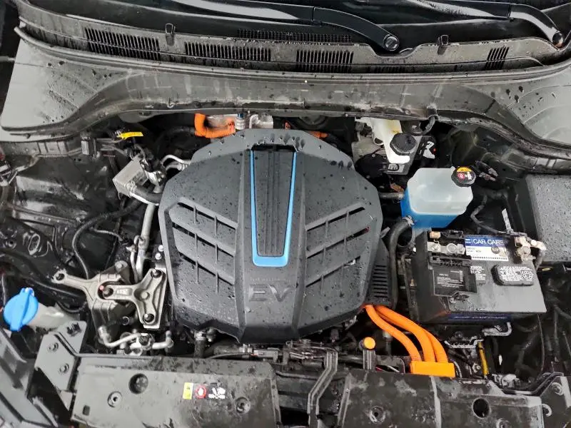 2021 HYUNDAI KONA SEL  