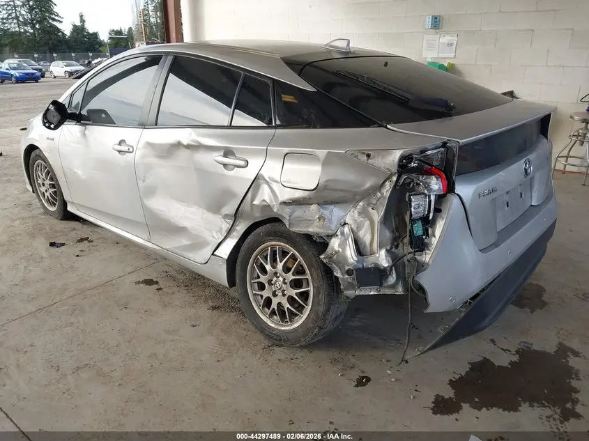 2017 TOYOTA PRIUS FOUR