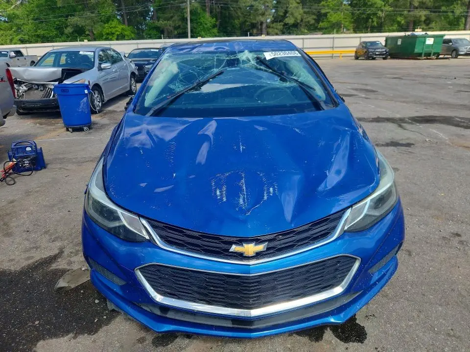 2017 CHEVROLET CRUZE LT  