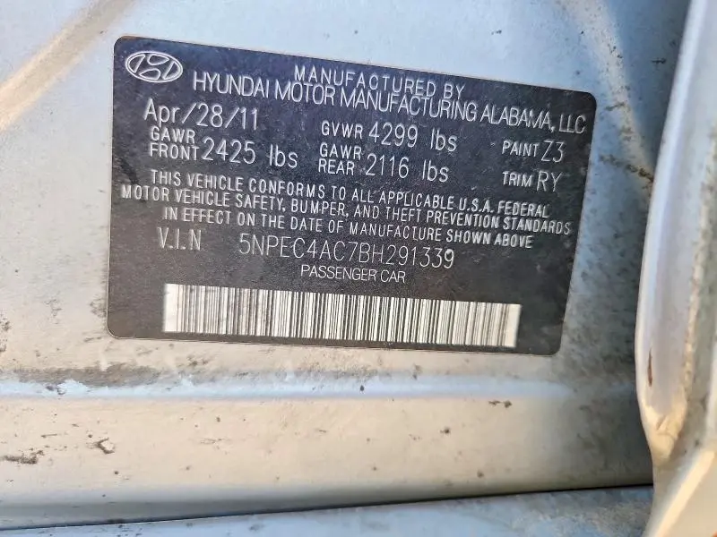 2011 HYUNDAI SONATA SE  