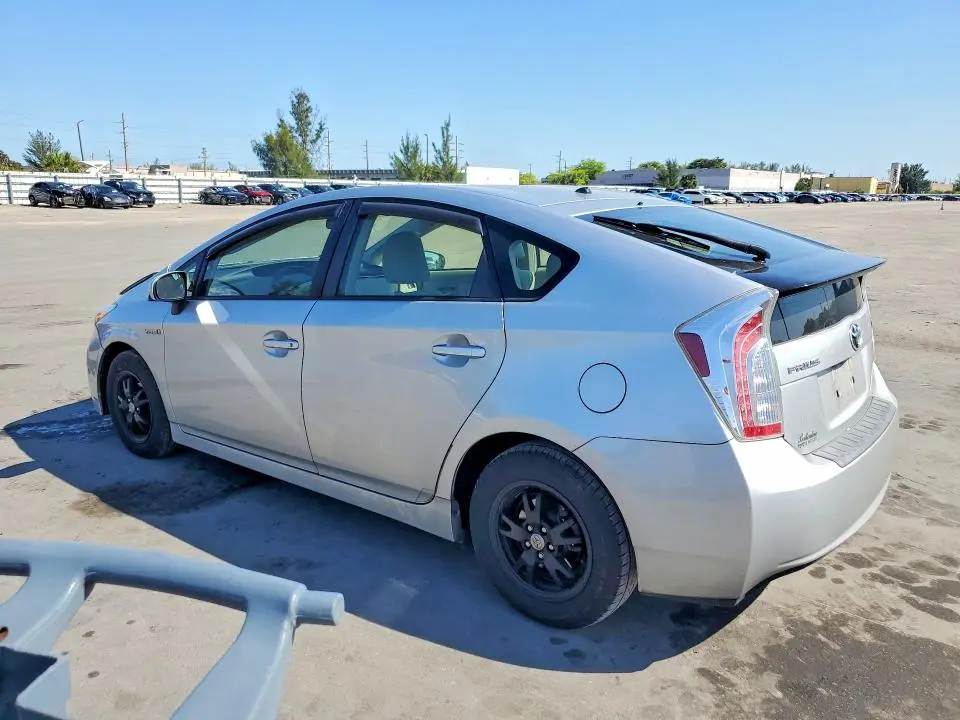 2012 TOYOTA PRIUS TWO  