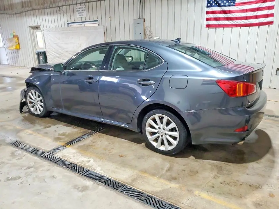 2010 LEXUS IS 250  