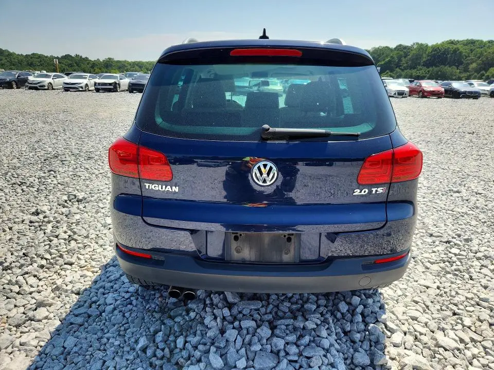 2015 VOLKSWAGEN TIGUAN S  