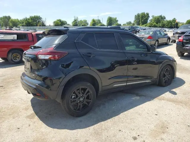 2024 NISSAN KICKS SR