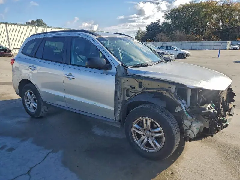 2012 HYUNDAI SANTA FE GLS  