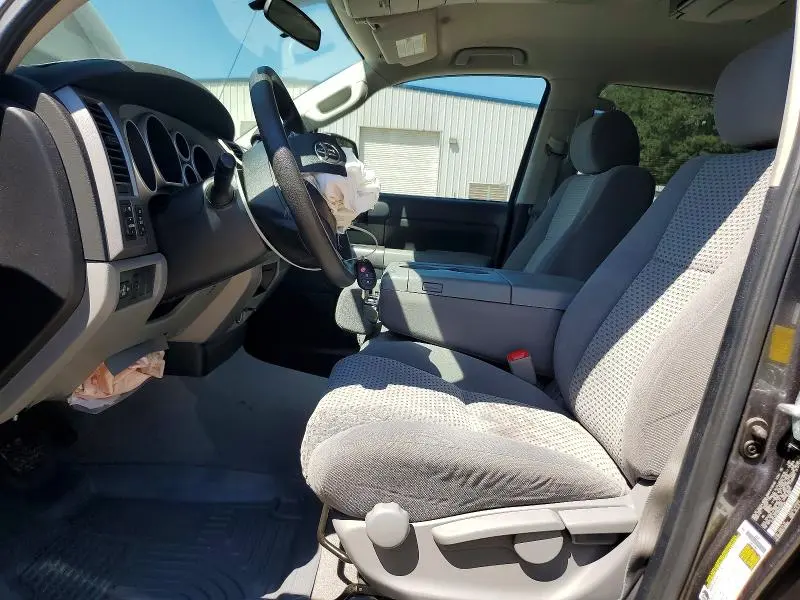 2011 TOYOTA TUNDRA CREWMAX SR5  