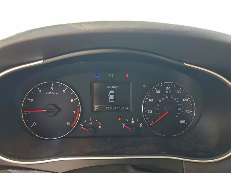 2016 KIA CADENZA LUXURY  