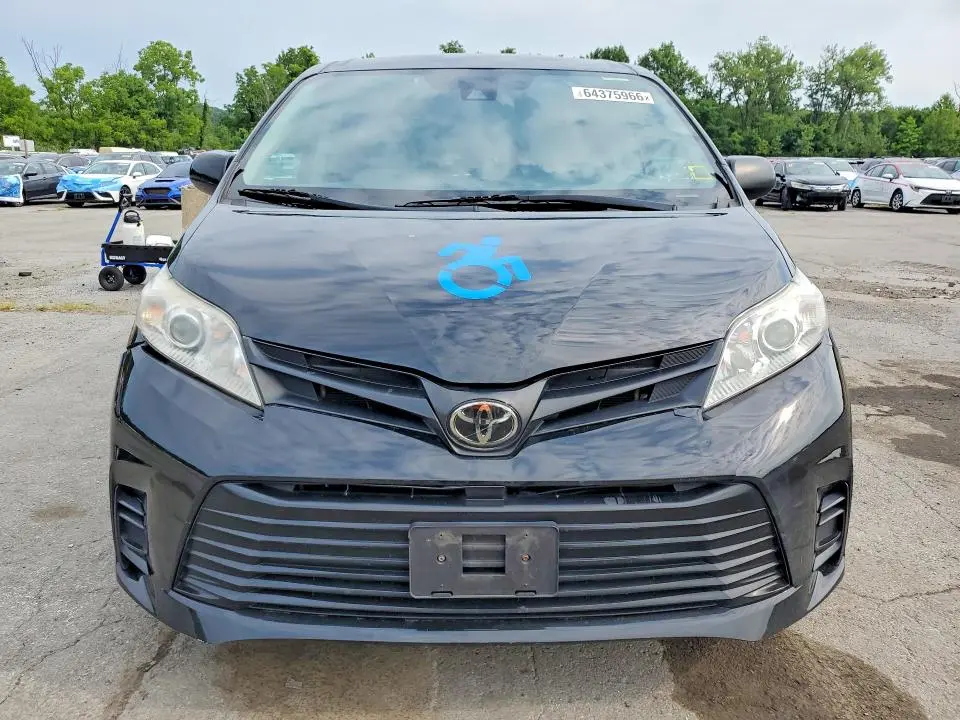 2020 TOYOTA SIENNA L  