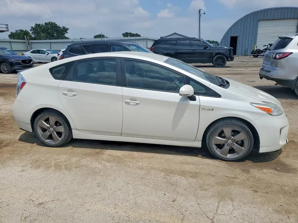 2015 TOYOTA PRIUS PERSONA SERIES  