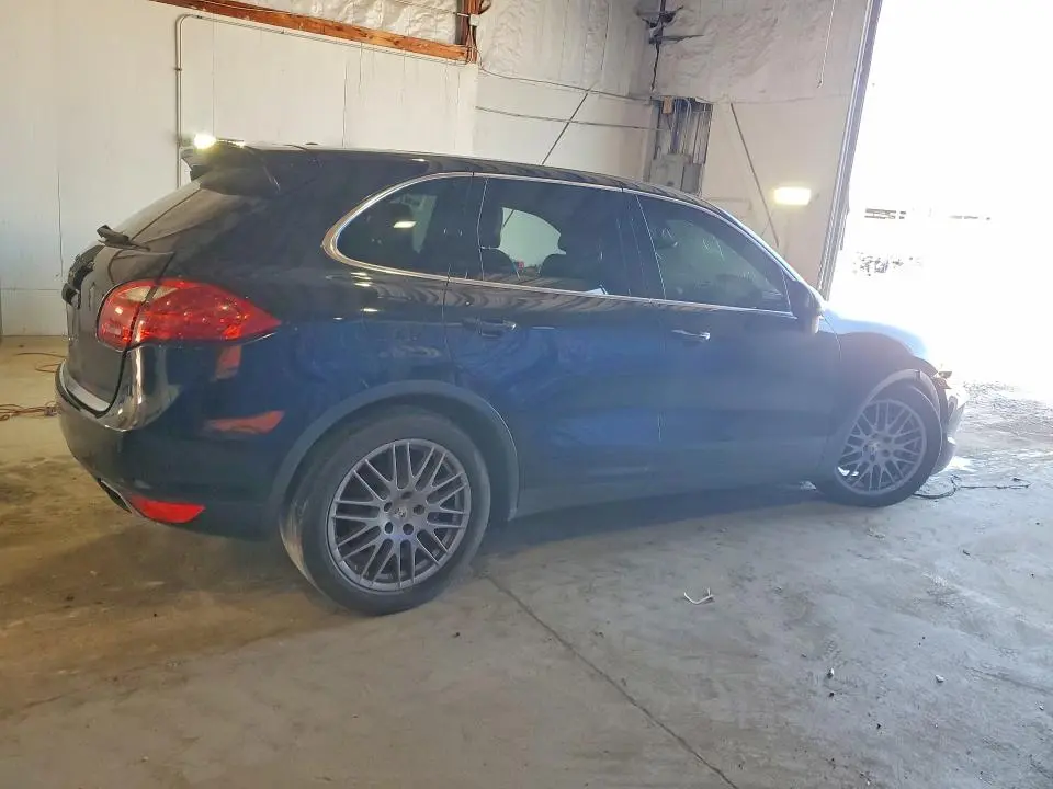 2012 PORSCHE CAYENNE S  