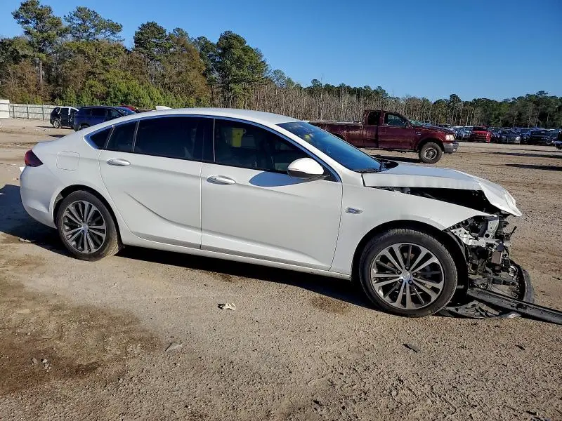 2019 BUICK REGAL PREFERRED  