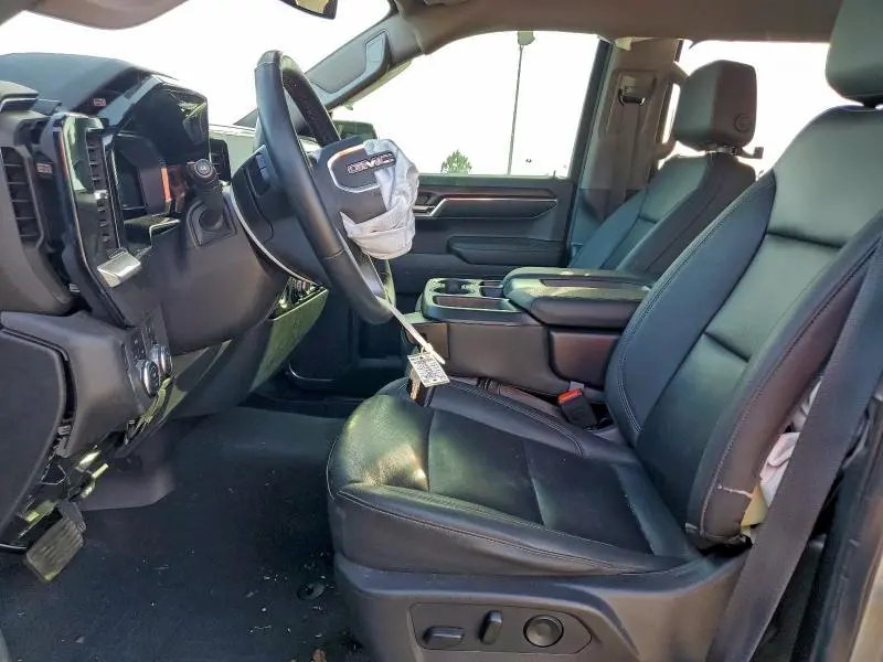 2024 GMC SIERRA K1500 SLT  