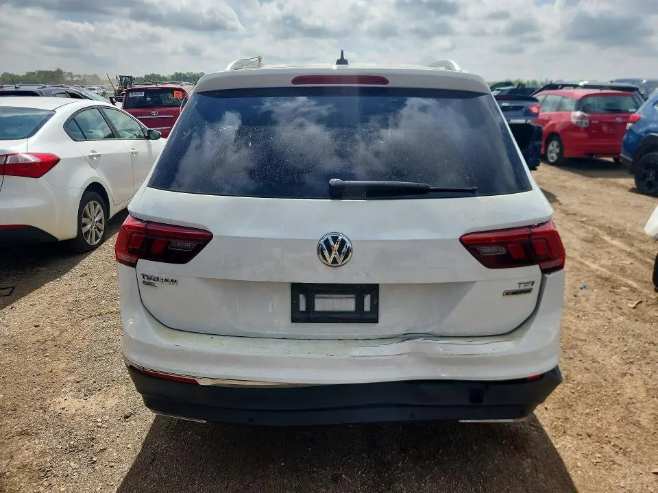 2018 VOLKSWAGEN TIGUAN SEL PREMIUM  