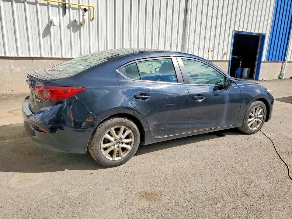 2015 MAZDA 3 TOURING  