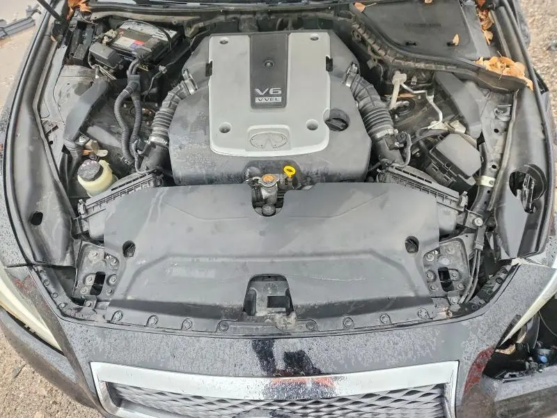 2015 INFINITI Q50   