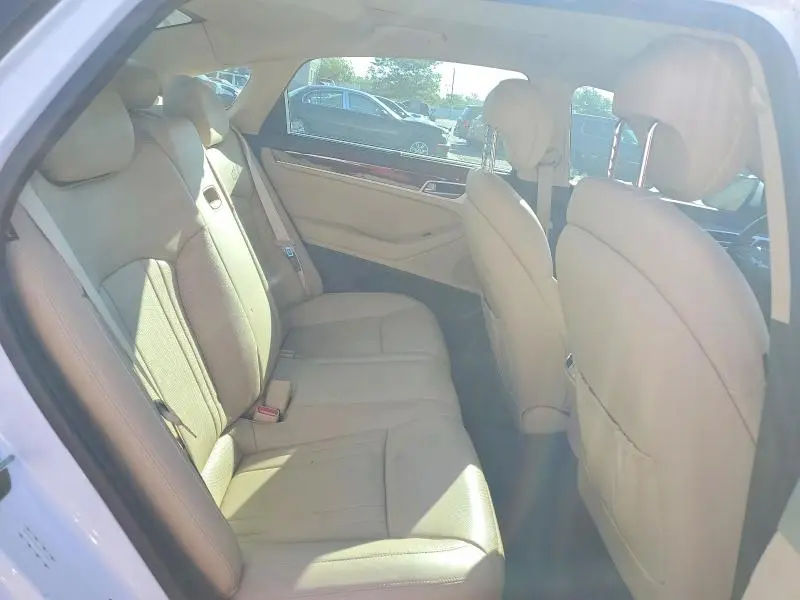 HYUNDAI GENESIS G80