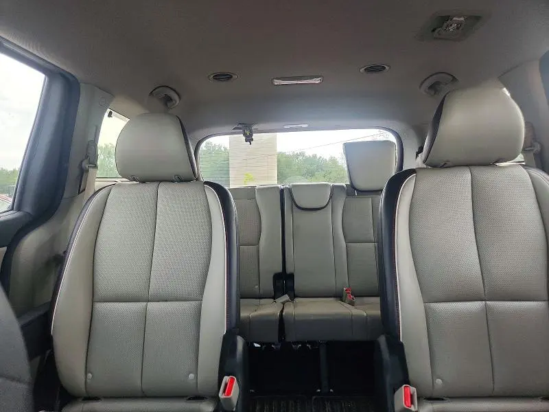 2021 KIA SEDONA EX  