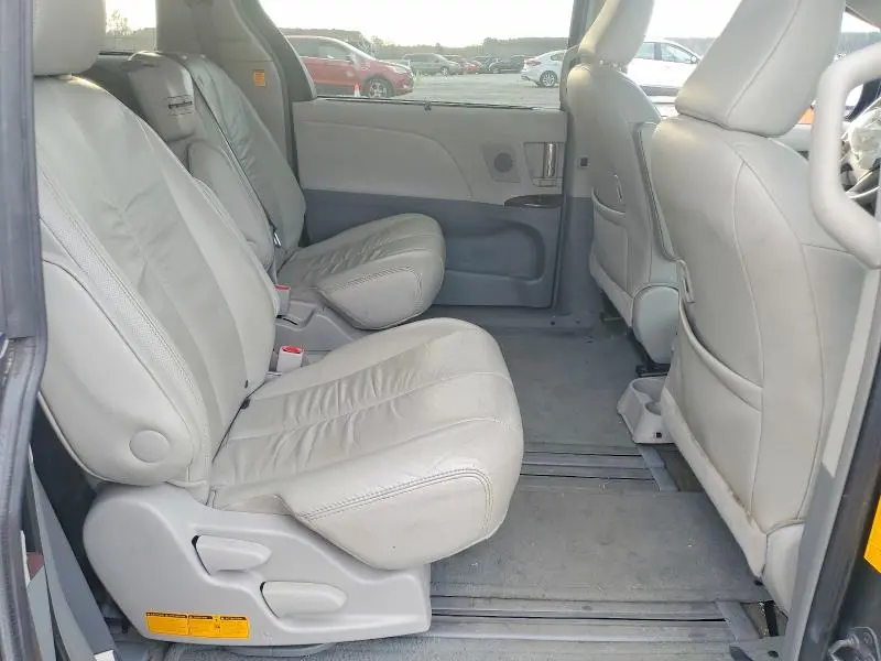 2012 TOYOTA SIENNA XLE 8-PASSENGER  