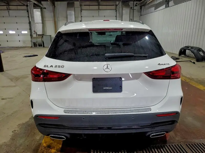 2025 MERCEDES-BENZ GLA 250 4MATIC  