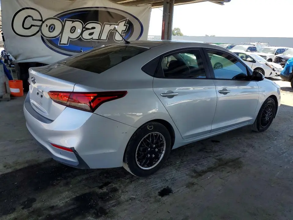 2018 HYUNDAI ACCENT SE  