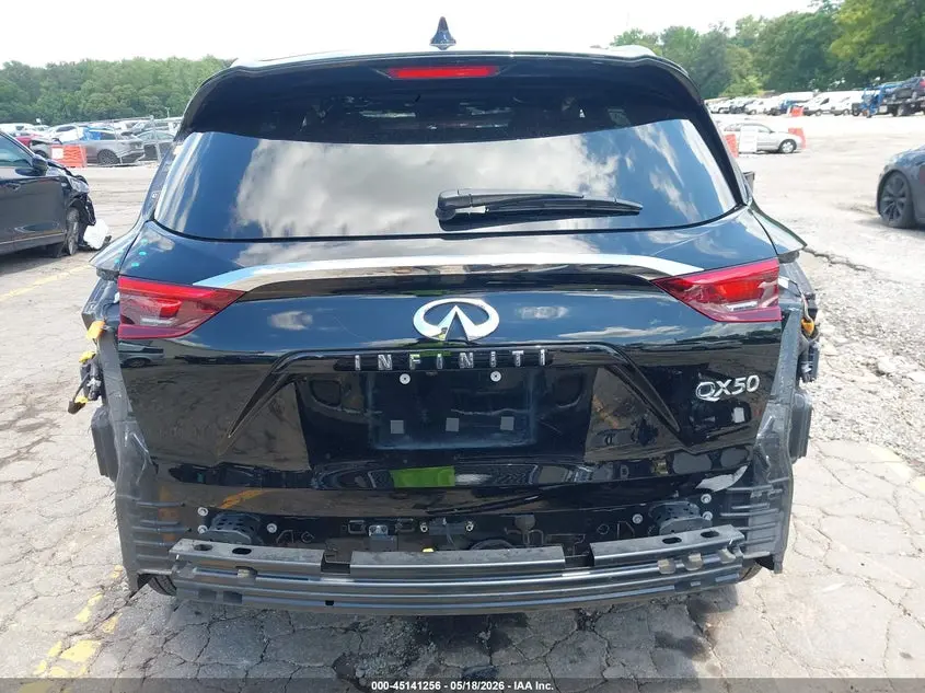 2021 INFINITI QX50 LUXE