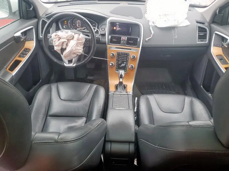 2017 VOLVO XC60 T5 INSCRIPTION  