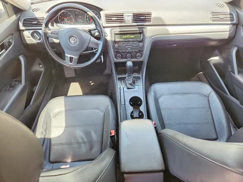2014 VOLKSWAGEN PASSAT S  