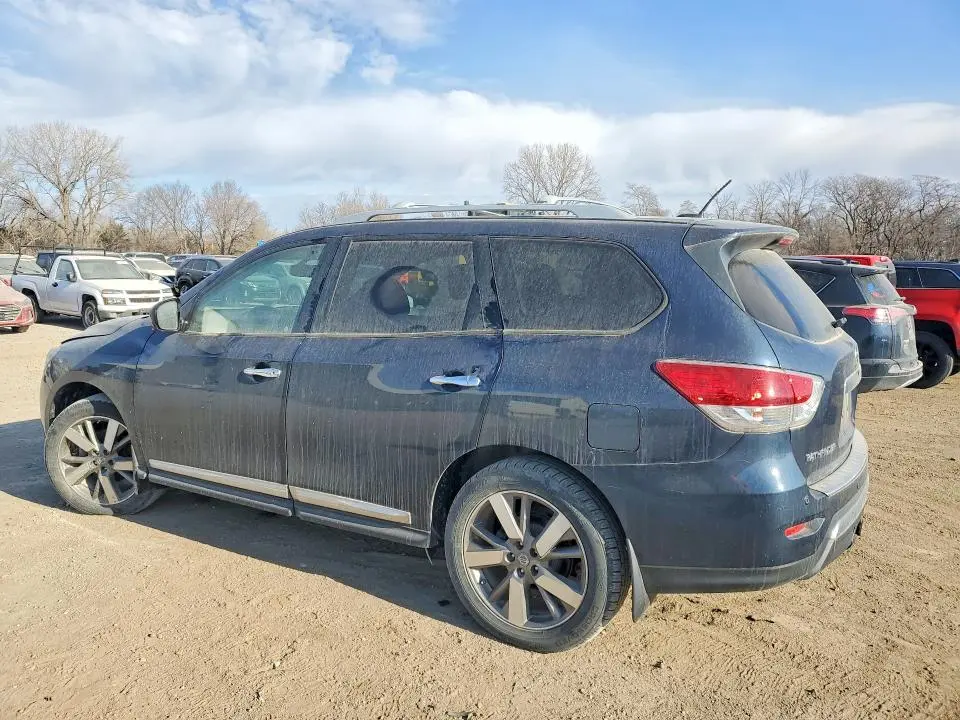 2015 NISSAN PATHFINDER S  