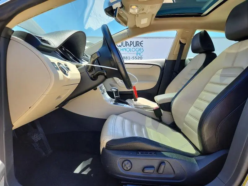 2010 VOLKSWAGEN CC LUXURY  