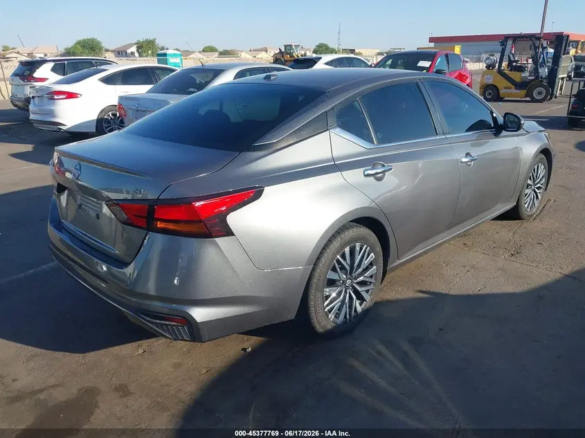 2023 NISSAN ALTIMA SV FWD
