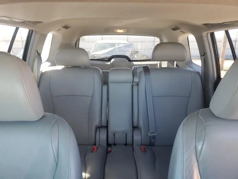 2012 TOYOTA HIGHLANDER LIMITED  