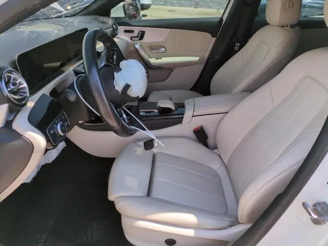 2020 MERCEDES-BENZ A 220  