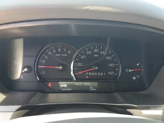 2010 CADILLAC DTS LUXURY COLLECTION  