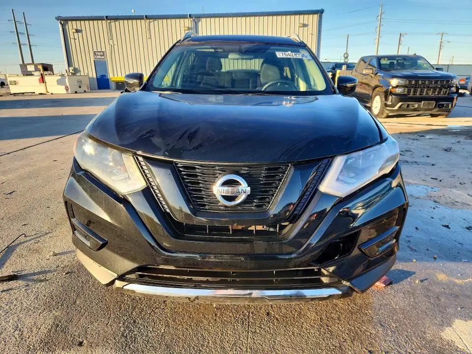 2017 NISSAN ROGUE S  