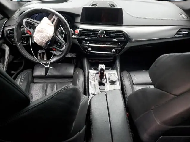 2018 BMW M5   
