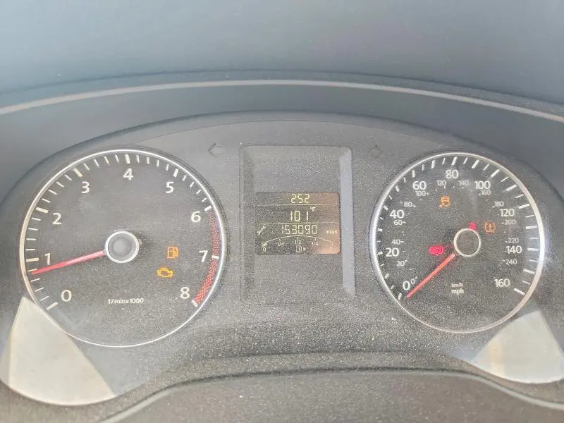 2012 VOLKSWAGEN JETTA SE  