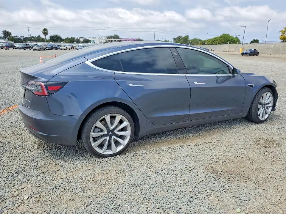 2020 TESLA MODEL 3   