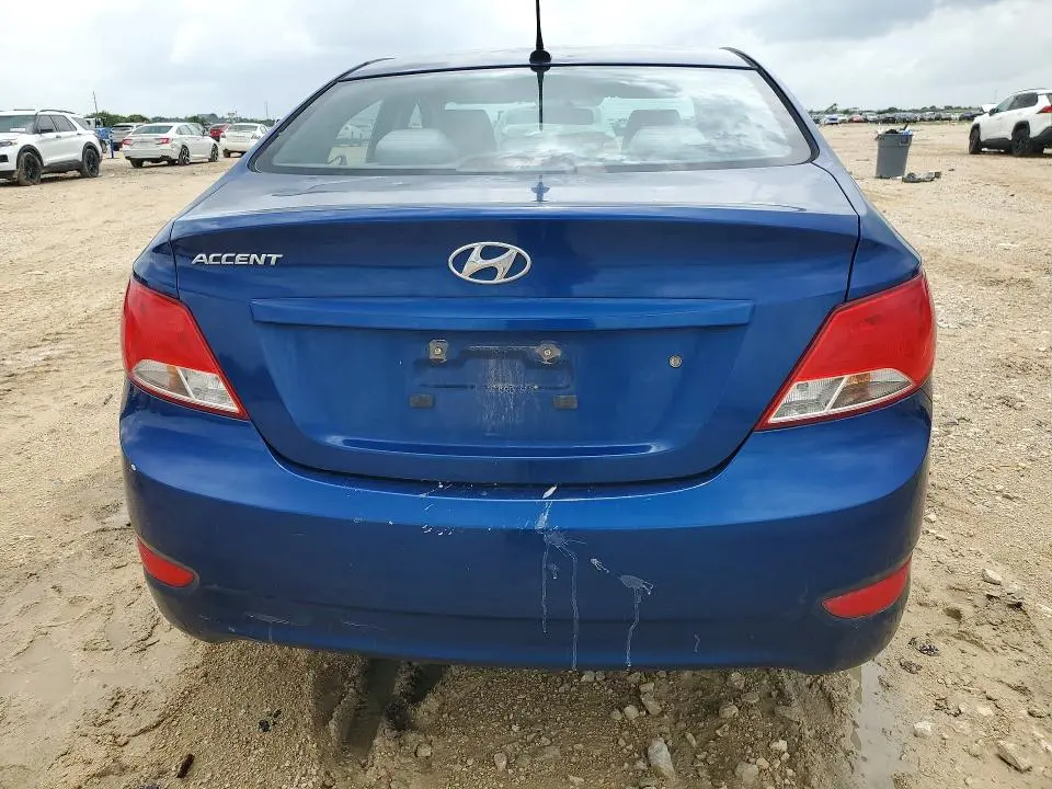 2015 HYUNDAI ACCENT GLS  